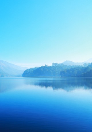 水天一色山水房子